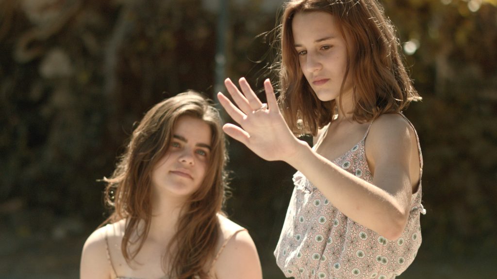 AS DUAS IRENES (2017)